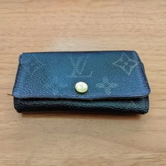 Louis Vuitton Monogram Key Holder/Wallet #1166💥PRICE DROP💥 - Picture 1 of 9